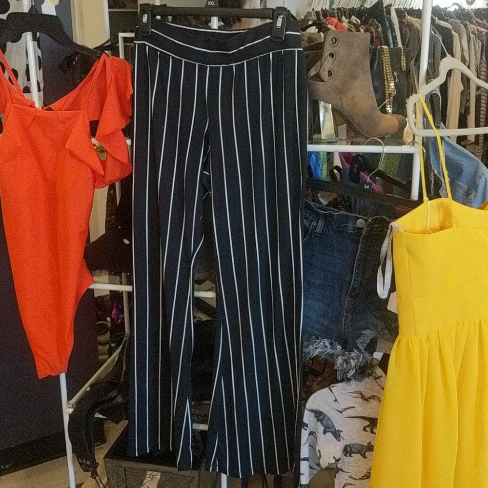 By & By poly spandex striped pants XL midrise